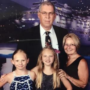 Meet your Posher, Joyce